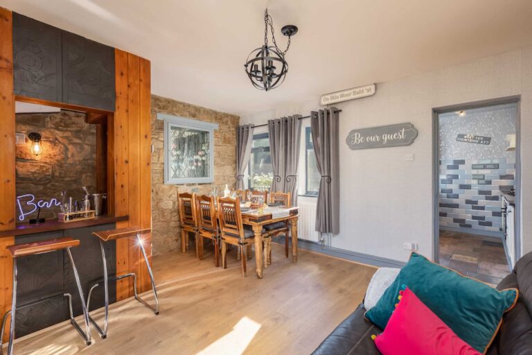 Wharfe View Cottage Reception Room - Ilkley Holiday Let